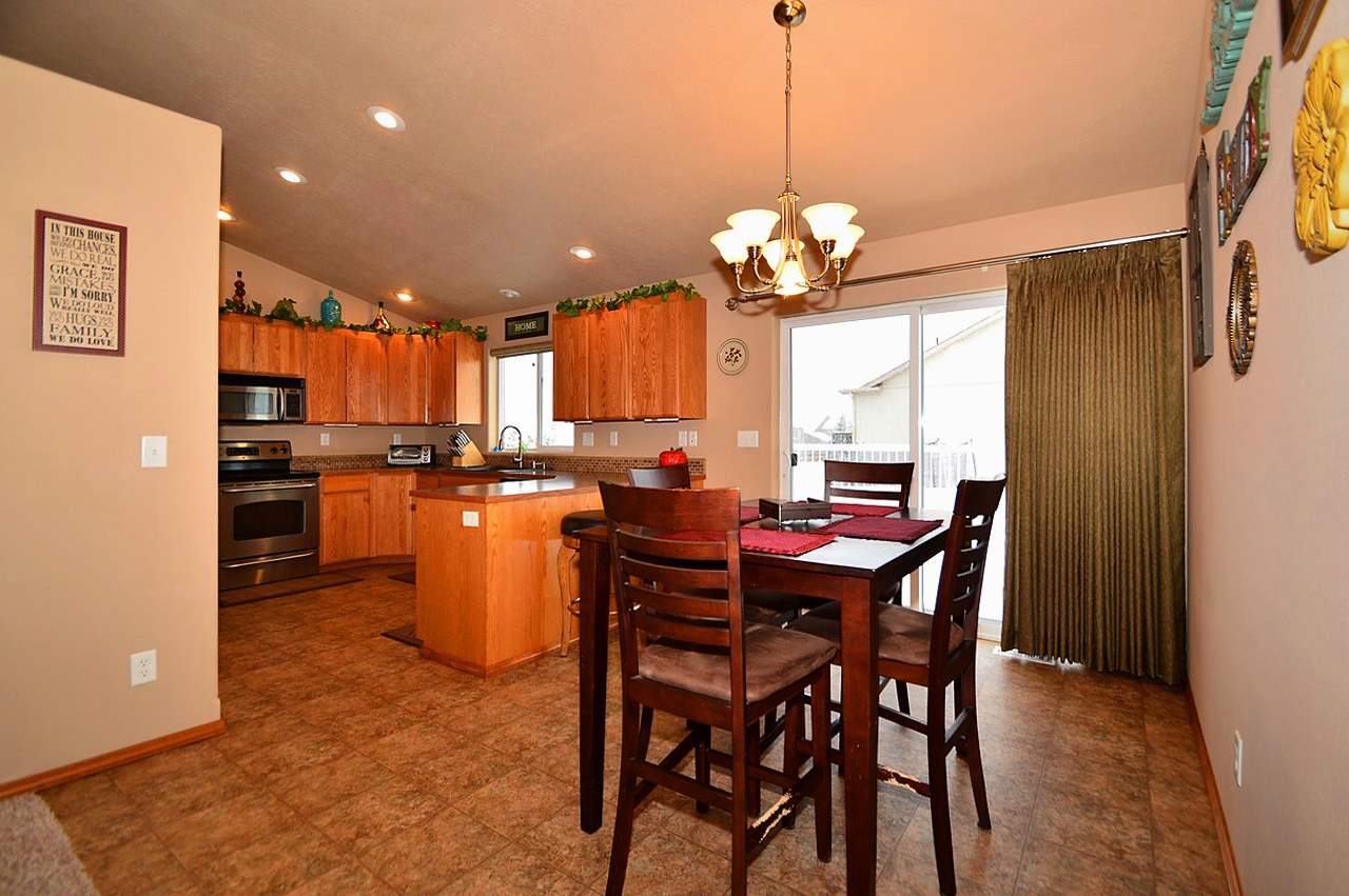 9019 North Dorset Road Spokane, WA 99208 - Photo 5 of 20 Gallery Image 5
