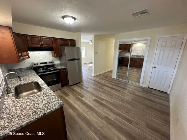 $1,800 | 565 Jackson Avenue, Satellite Beach, FL 32937