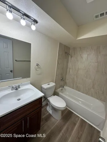 $1,800 | 565 Jackson Avenue, Satellite Beach, FL 32937