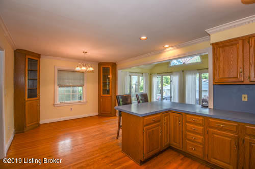 204 Fairmeade Road Louisville, KY 40207 - Photo 11 of 72 DSC_8816