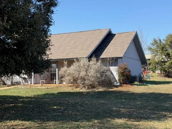 $279,900 | 509 Flag Creek Drive, Llano, TX 78643