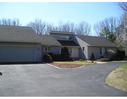 115 Quinnehtuk Road Longmeadow, MA 01106 - Photo 1 of 21