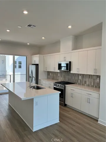 $4,300 | 1715 West Cara Drive, Anaheim, CA 92805