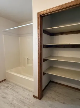 $534,900 | 2119 North Cloudview Drive, Appleton, WI 54914