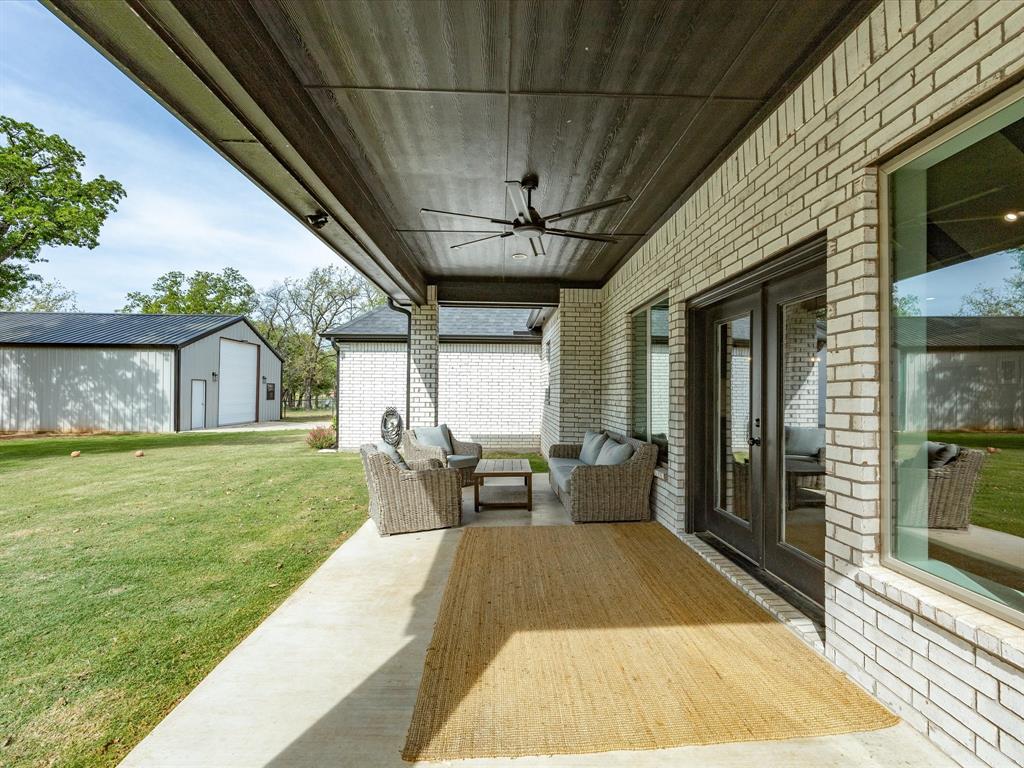 695 Winkler Way Springtown, TX 76082 - Photo 33 of 40