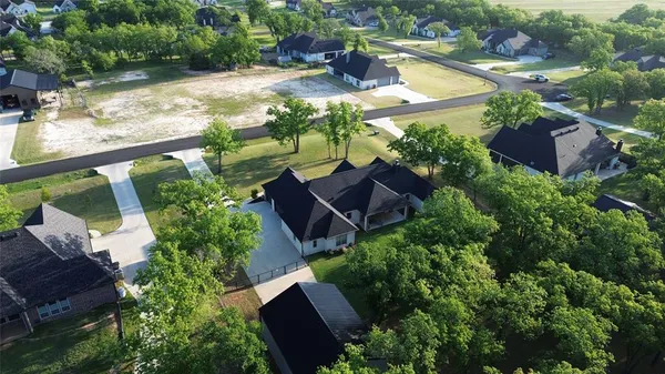 $599,000 | 695 Winkler Way, Springtown, TX 76082