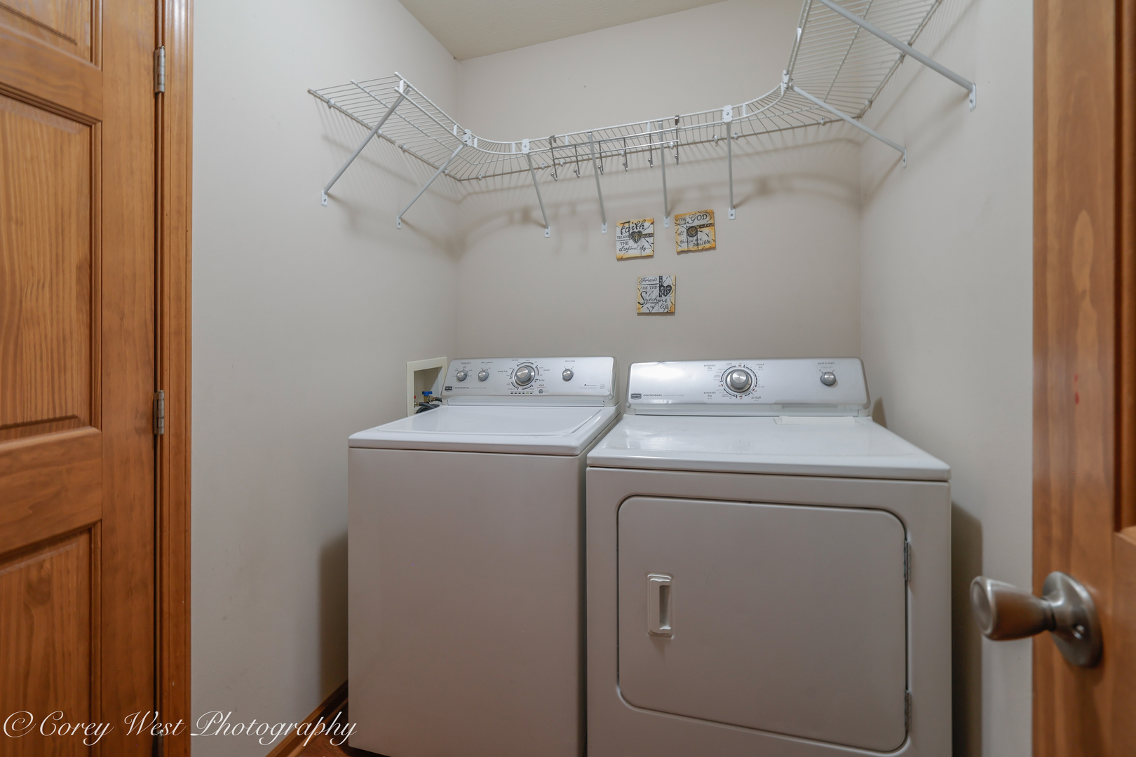 8453 Crooked Bend Road Machesney Park, IL 61115 - Photo 12 of 27 a utility room with dryer and washer