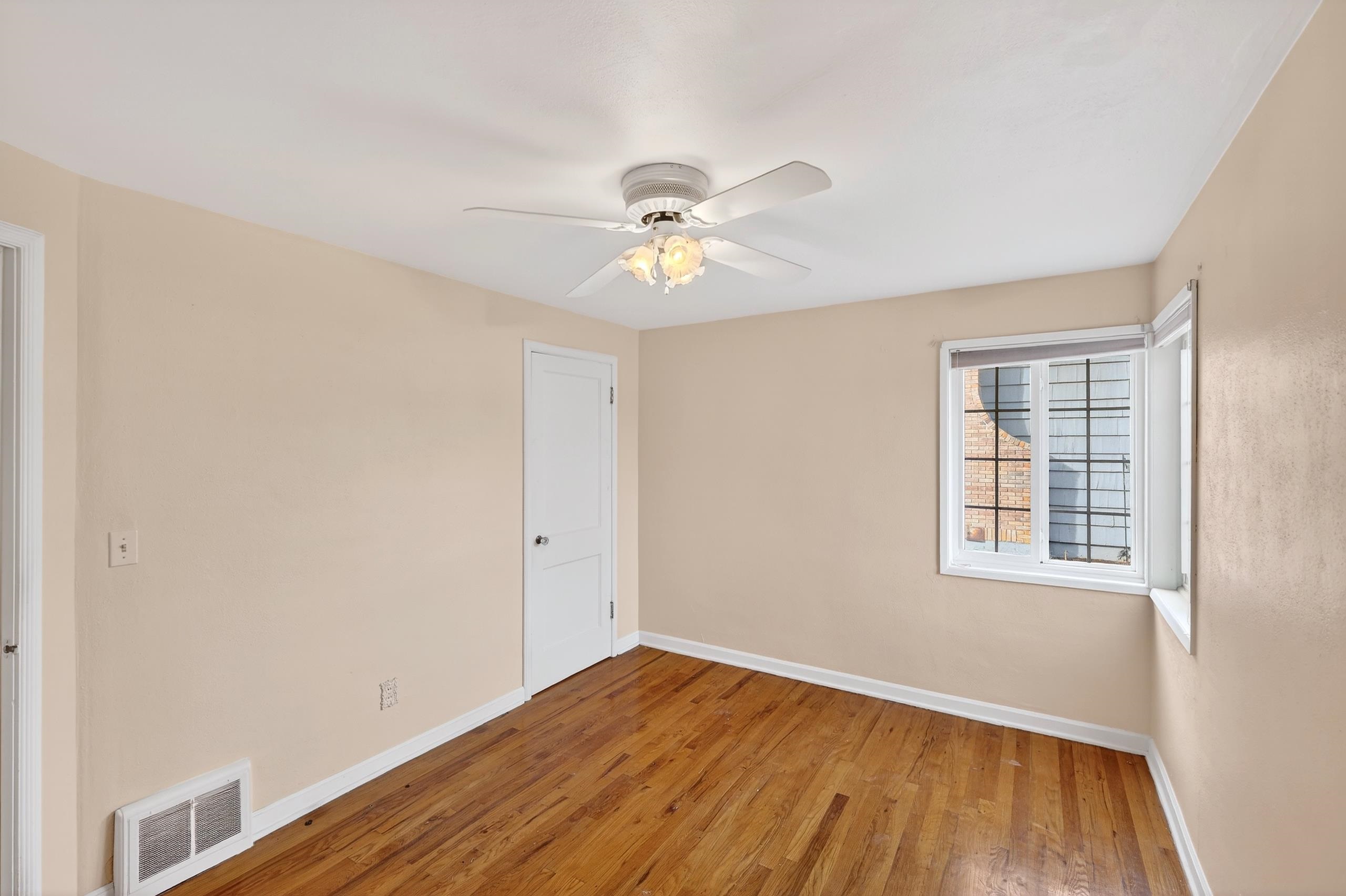 2803 West Queen Avenue Spokane, WA 99205 - Photo 12 of 50