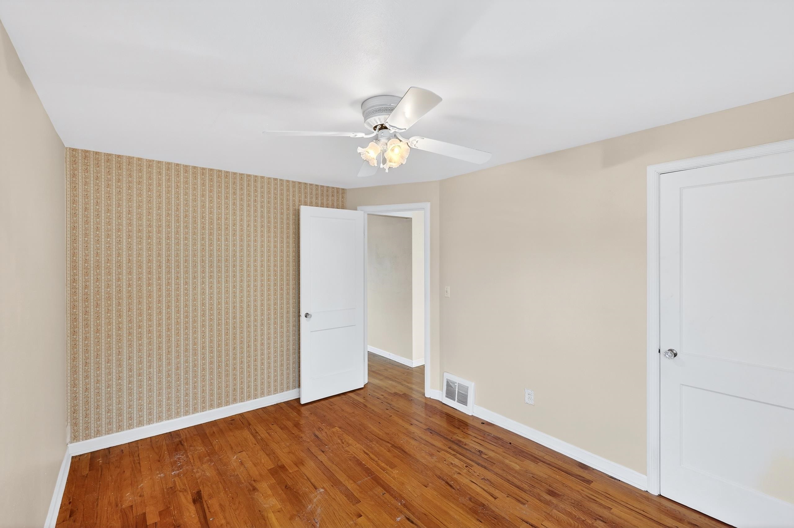 2803 West Queen Avenue Spokane, WA 99205 - Photo 13 of 50