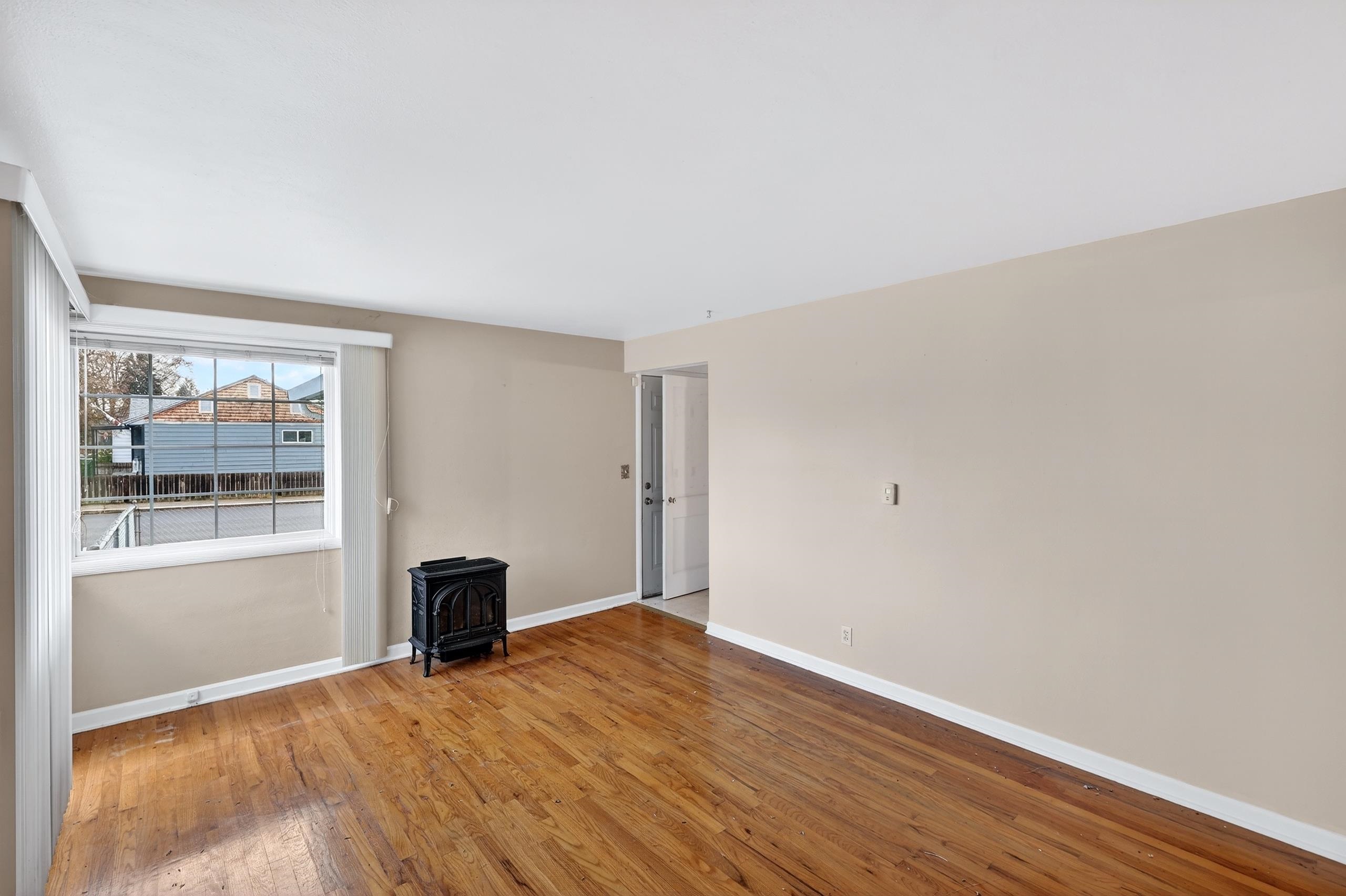 2803 West Queen Avenue Spokane, WA 99205 - Photo 3 of 50