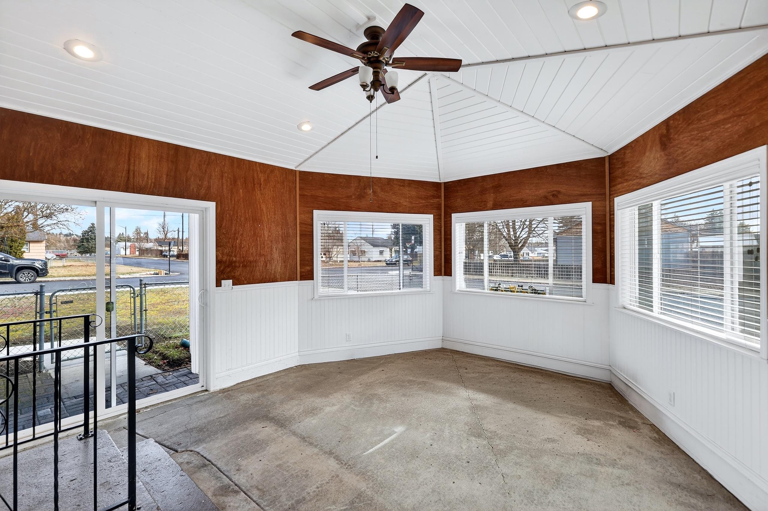2803 West Queen Avenue Spokane, WA 99205 - Photo 33 of 50