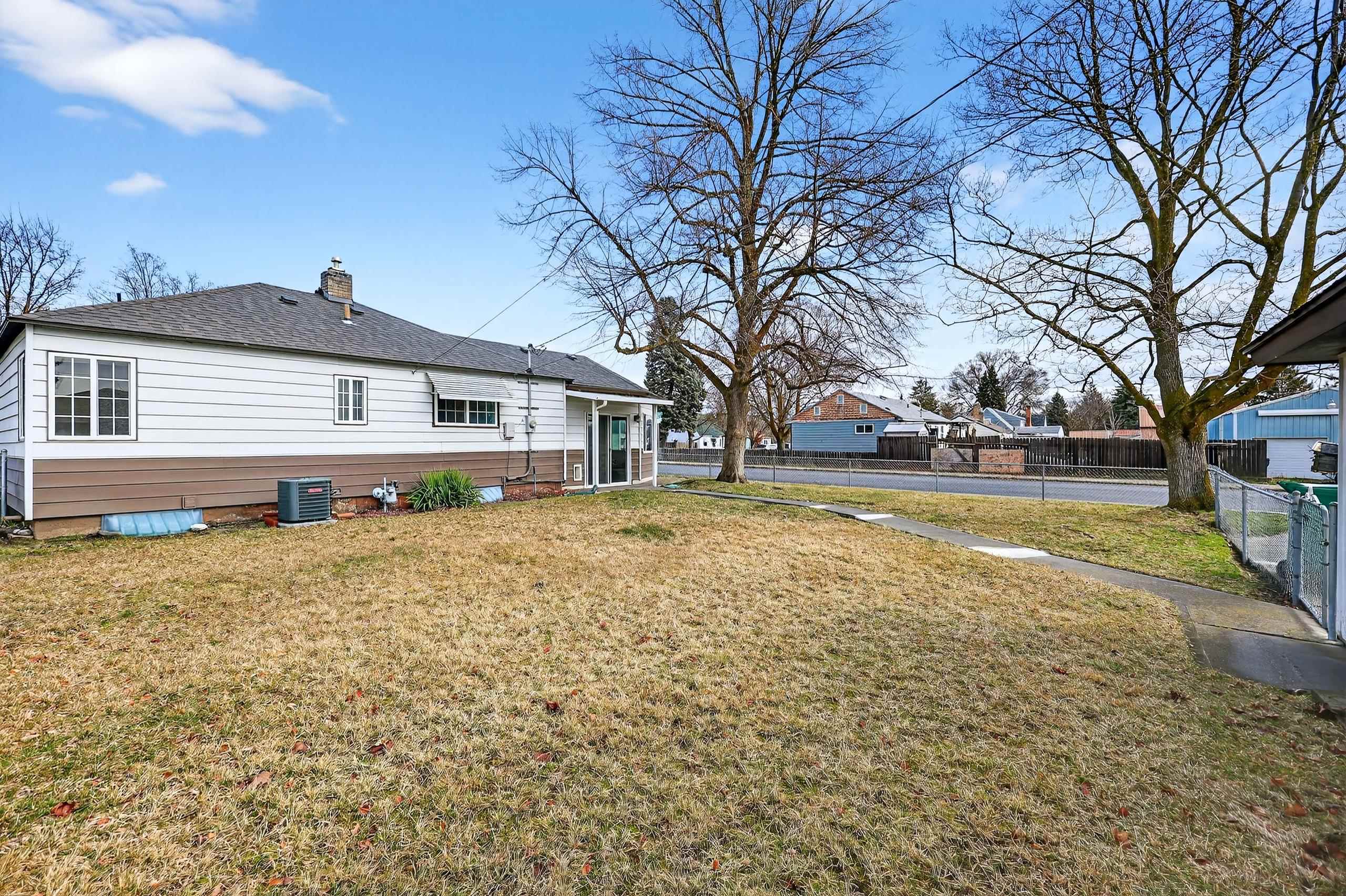 2803 West Queen Avenue Spokane, WA 99205 - Photo 36 of 50