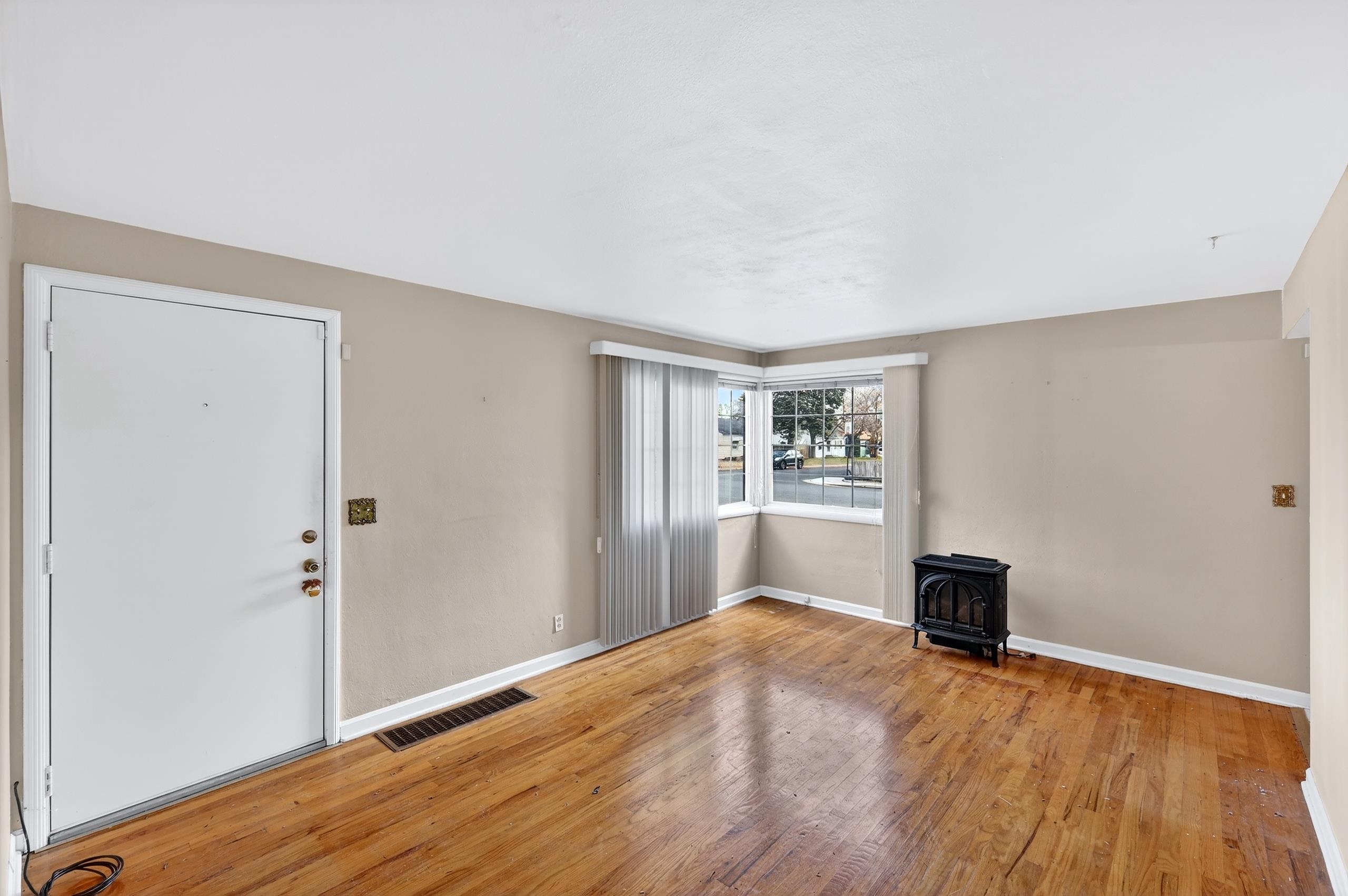 2803 West Queen Avenue Spokane, WA 99205 - Photo 5 of 50