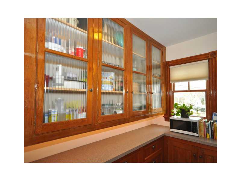 87 Malbone Road Newport, RI 02840 - Photo 13 of 24 Kitchen.