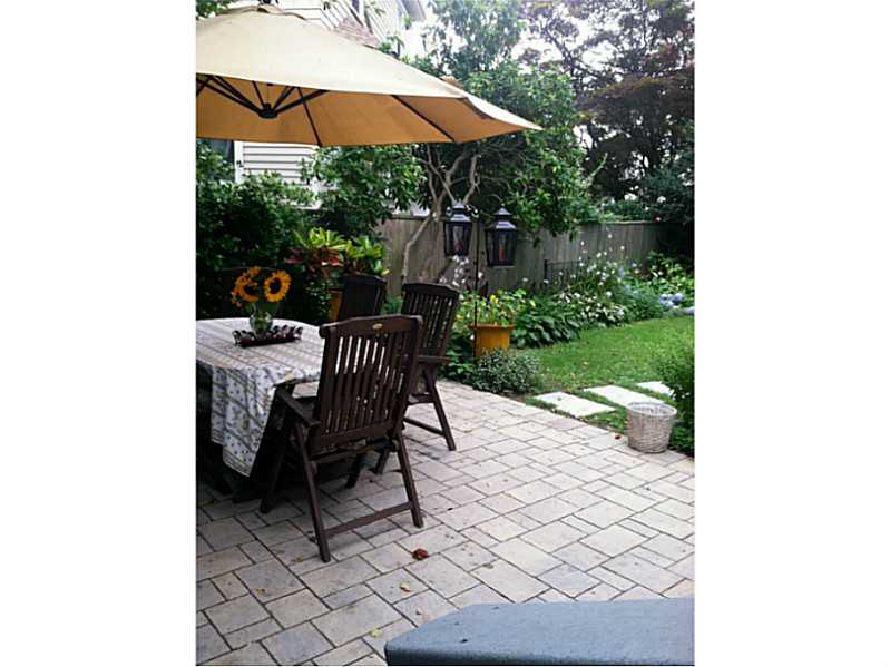 87 Malbone Road Newport, RI 02840 - Photo 23 of 24 Exterior Back.