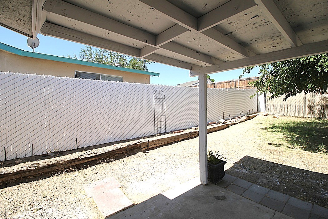 308 Muir Street Barstow, CA 92311 - Photo 26 of 27 a view of a backyard
