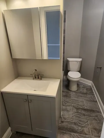 $395,000 | 844 West 51st Place, Chicago, IL 60609