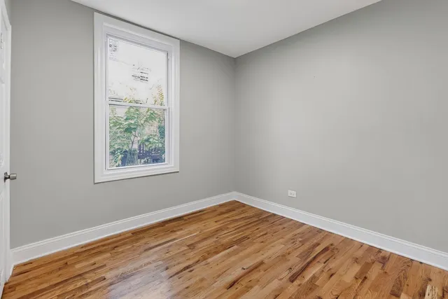 $395,000 | 844 West 51st Place, Chicago, IL 60609