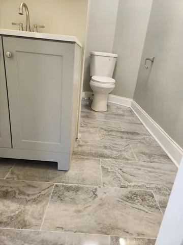 $395,000 | 844 West 51st Place, Chicago, IL 60609