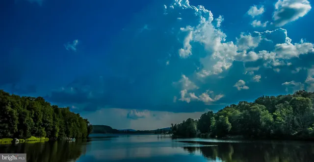 $5,500 | 32 Bavarian Rhododendron, Terra Alta, WV 26764