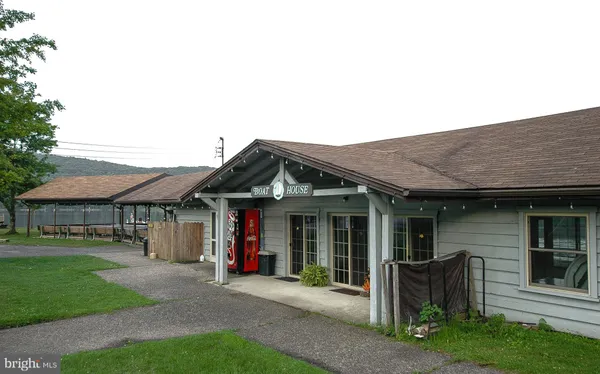 $5,500 | 32 Bavarian Rhododendron, Terra Alta, WV 26764