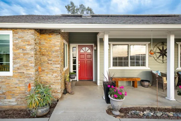 $1,039,000 | 30073 Alta Mira Lane, Valley Center, CA 92082