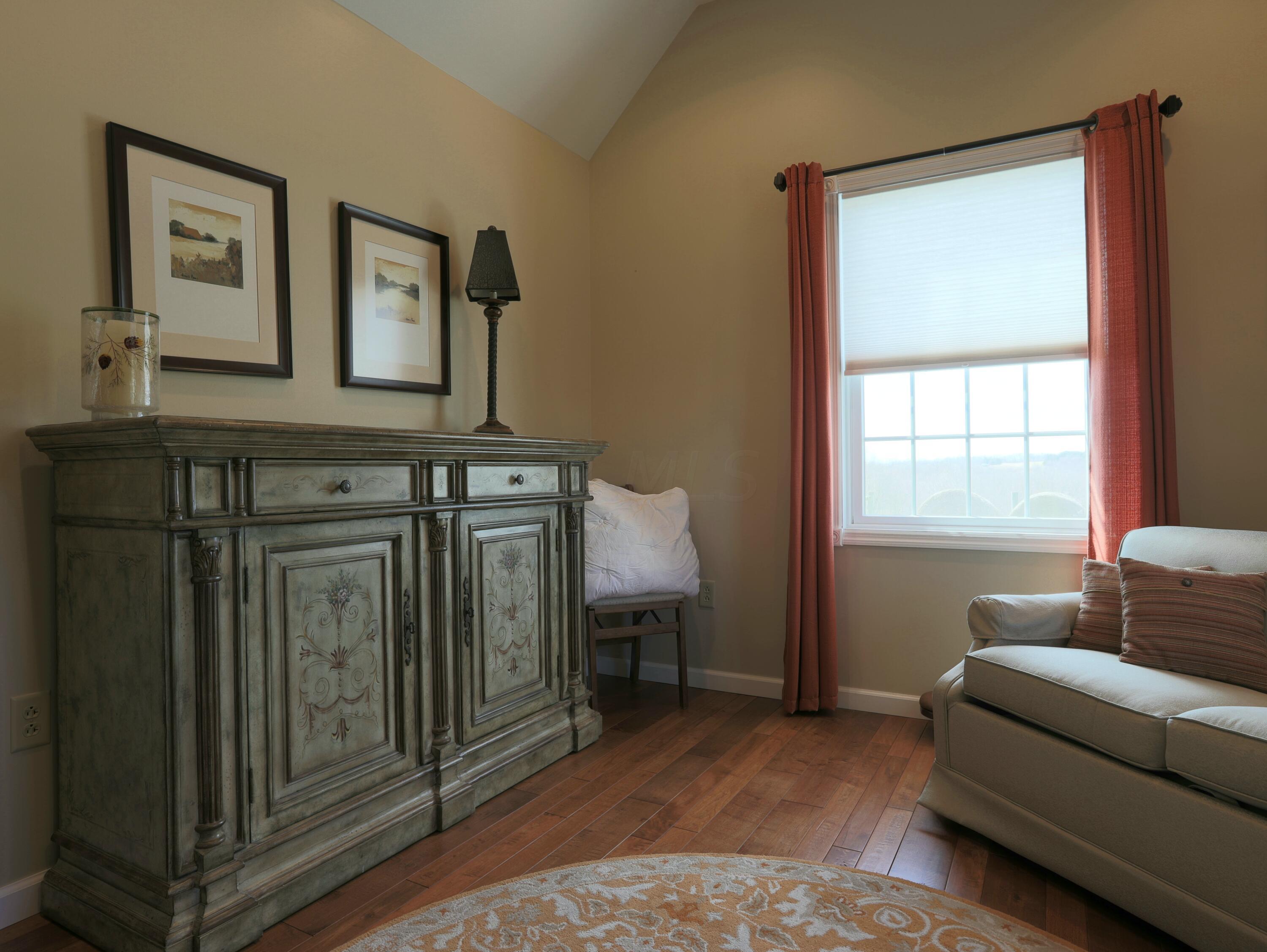 1052 Harrison Road Jackson, OH 45640 - Photo 33 of 41 33. Guest sitting room