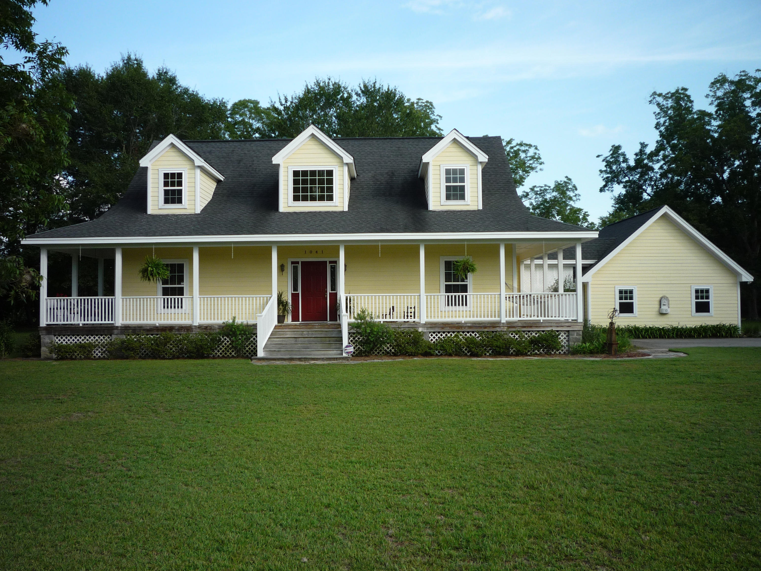 1041 Hiers Corner Road Walterboro, SC 29488 - Photo 1 of 44 P1030432
