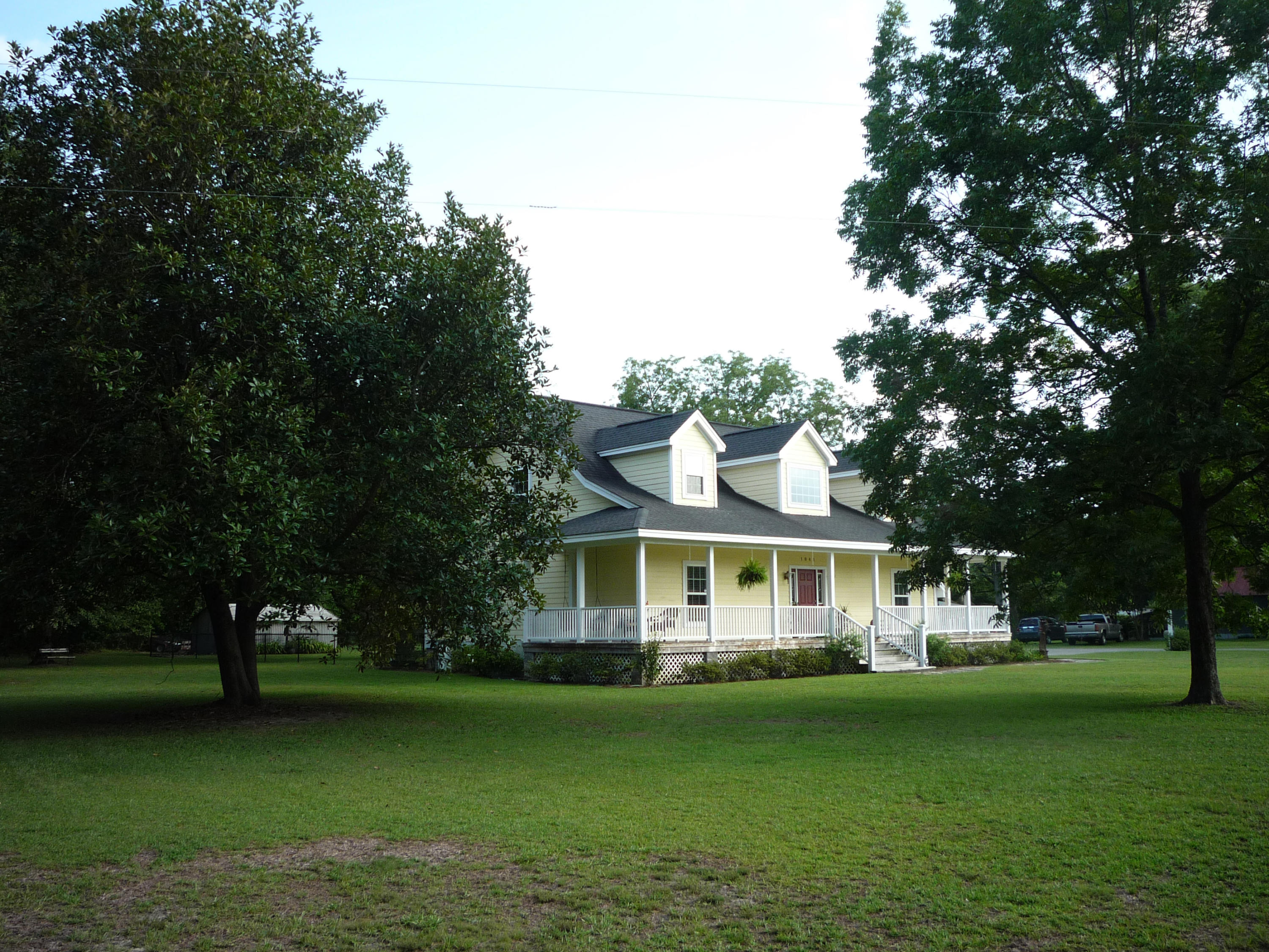 1041 Hiers Corner Road Walterboro, SC 29488 - Photo 4 of 44 P1030433