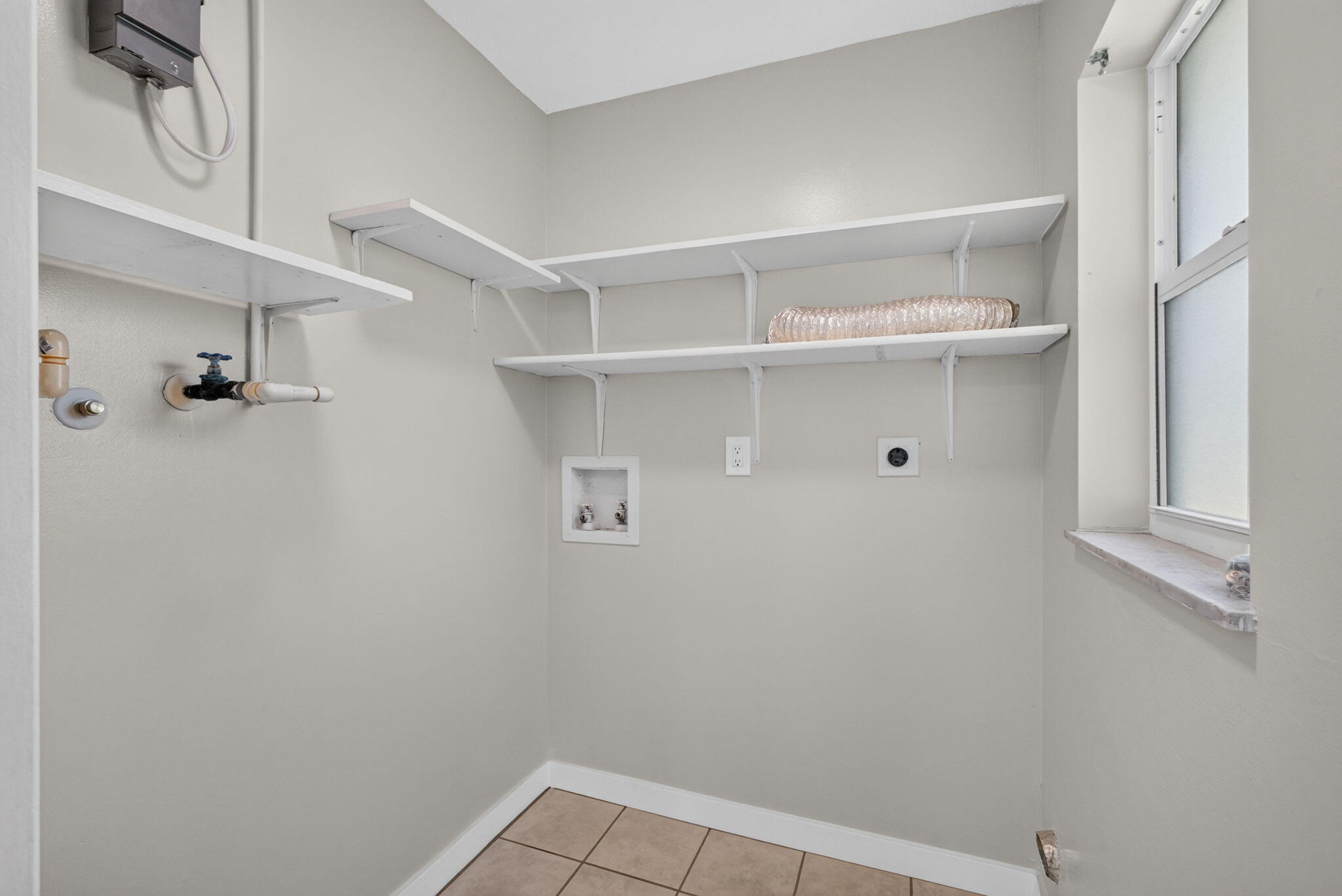 8697 Southeast Hobe Ridge Avenue Hobe Sound, FL 33455 - Photo 14 of 32 15-web-or-mls-5D1A6277
