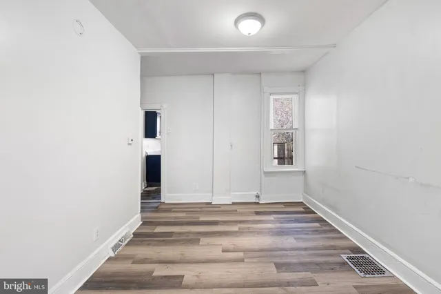 $135,000 | 4 Lower Oak Street, Wilmington, DE 19805