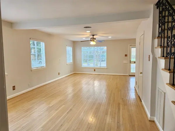 $2,195 | 2049 Sheridan Street, Houston, TX 77030