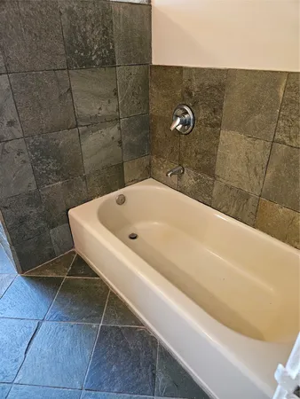 $2,195 | 2049 Sheridan Street, Houston, TX 77030