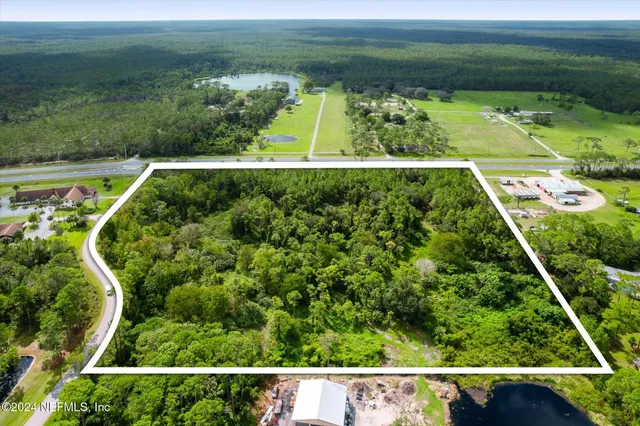 a view of a garden in a balcony