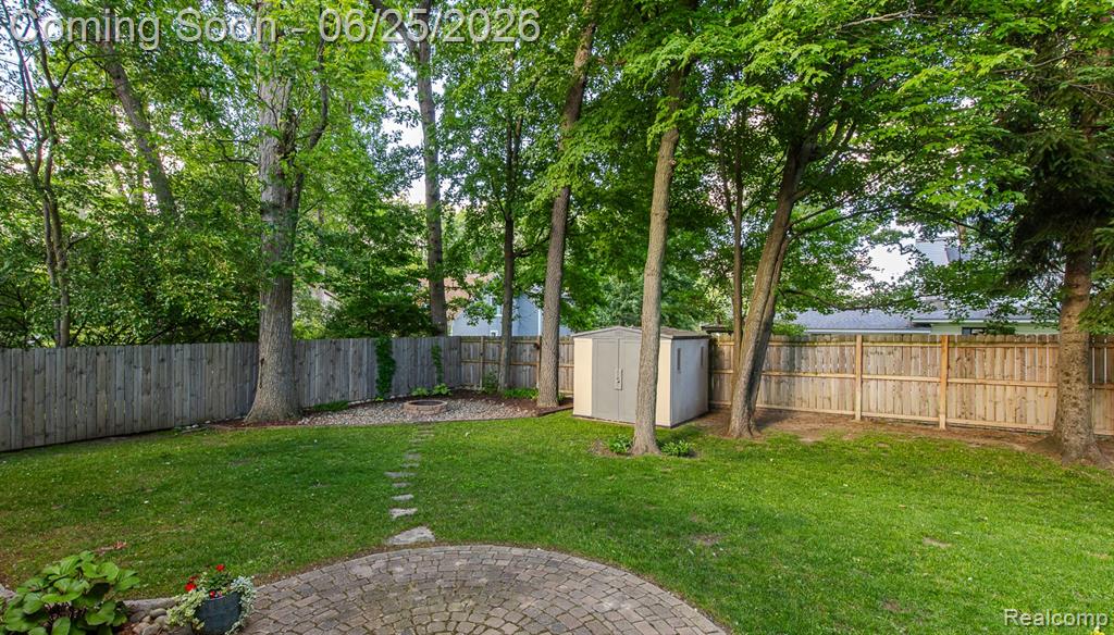 1665 Rosedale Street West Bloomfield, MI 48324 - Photo 29 of 40