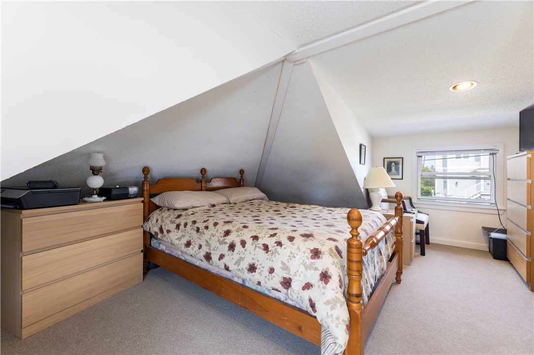 2 Uzzi Avenue Westerly, RI 02891 - Photo 11 of 22