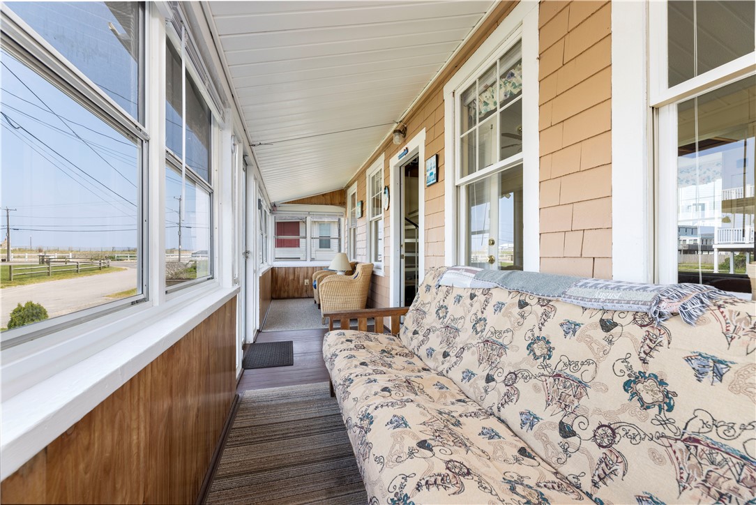 2 Uzzi Avenue Westerly, RI 02891 - Photo 5 of 22