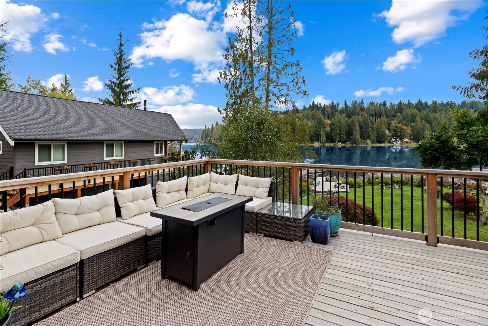 1311 Southwest Lake Roesiger Road Snohomish, WA 98290 - Photo 33 of 39 Gallery Image 33