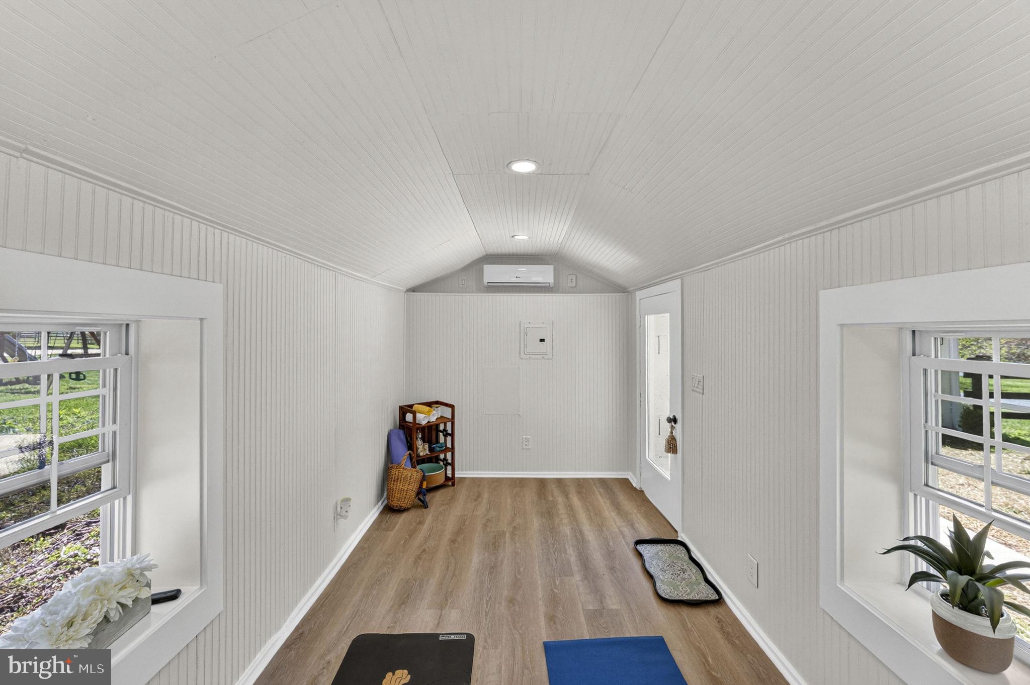 33960 Welbourne Road Upperville, VA 20184 - Photo 41 of 43 Serene space for creativity and calm.