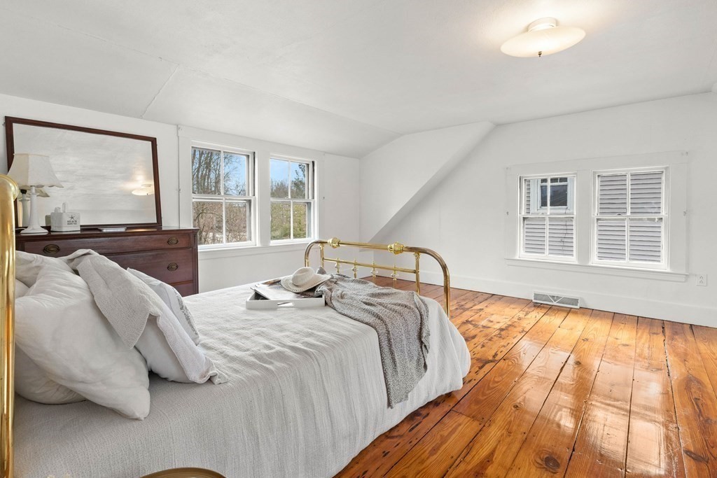 355 Nahant Road Nahant, MA 01908 - Photo 17 of 41 Gallery Image 17
