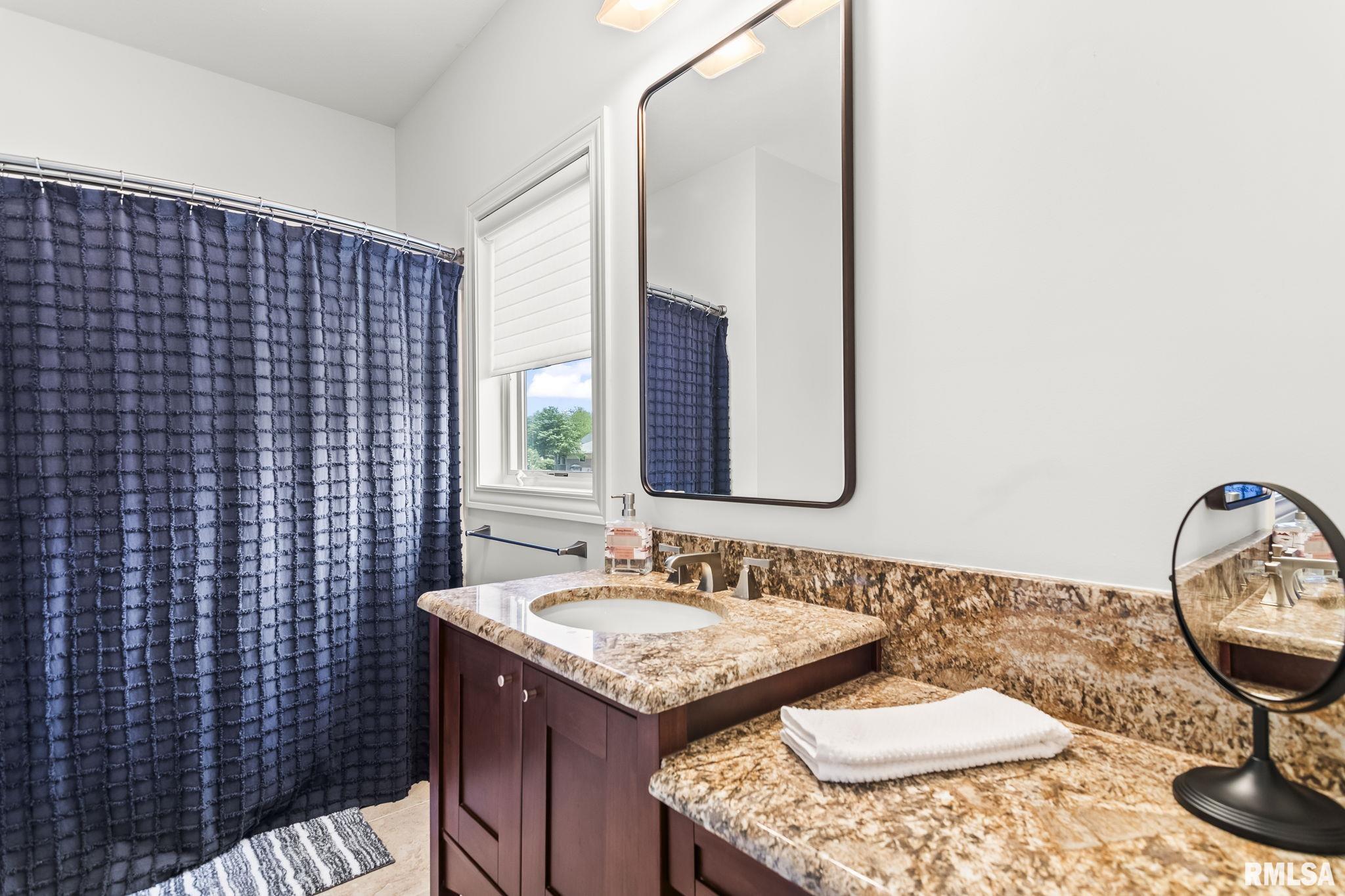 2408 Wimbledon Place Springfield, IL 62704 - Photo 34 of 59