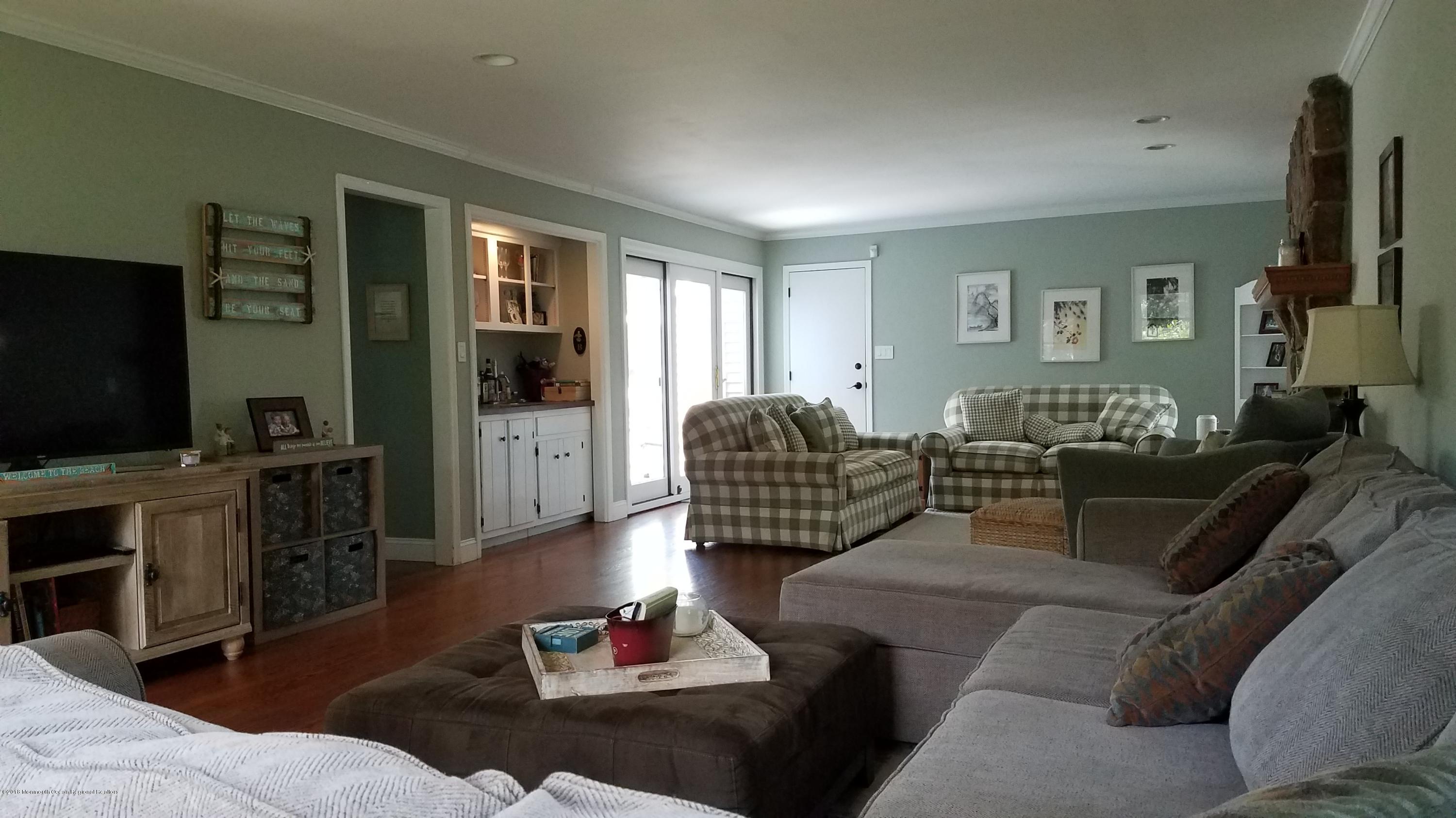 2605 River Road Point Pleasant, NJ 08742 - Photo 9 of 17 20180809_132231