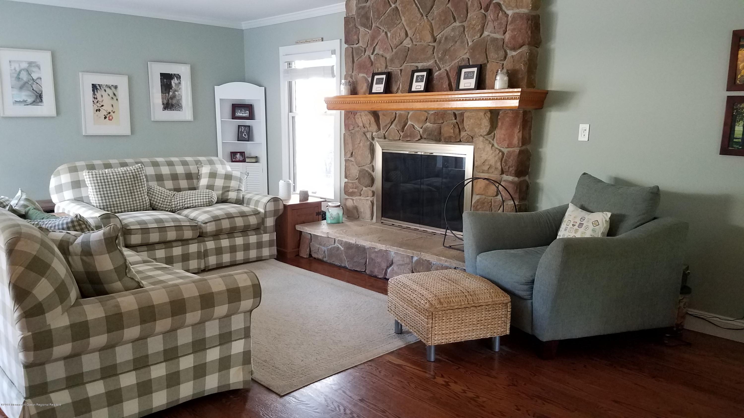 2605 River Road Point Pleasant, NJ 08742 - Photo 10 of 17 20180809_132249