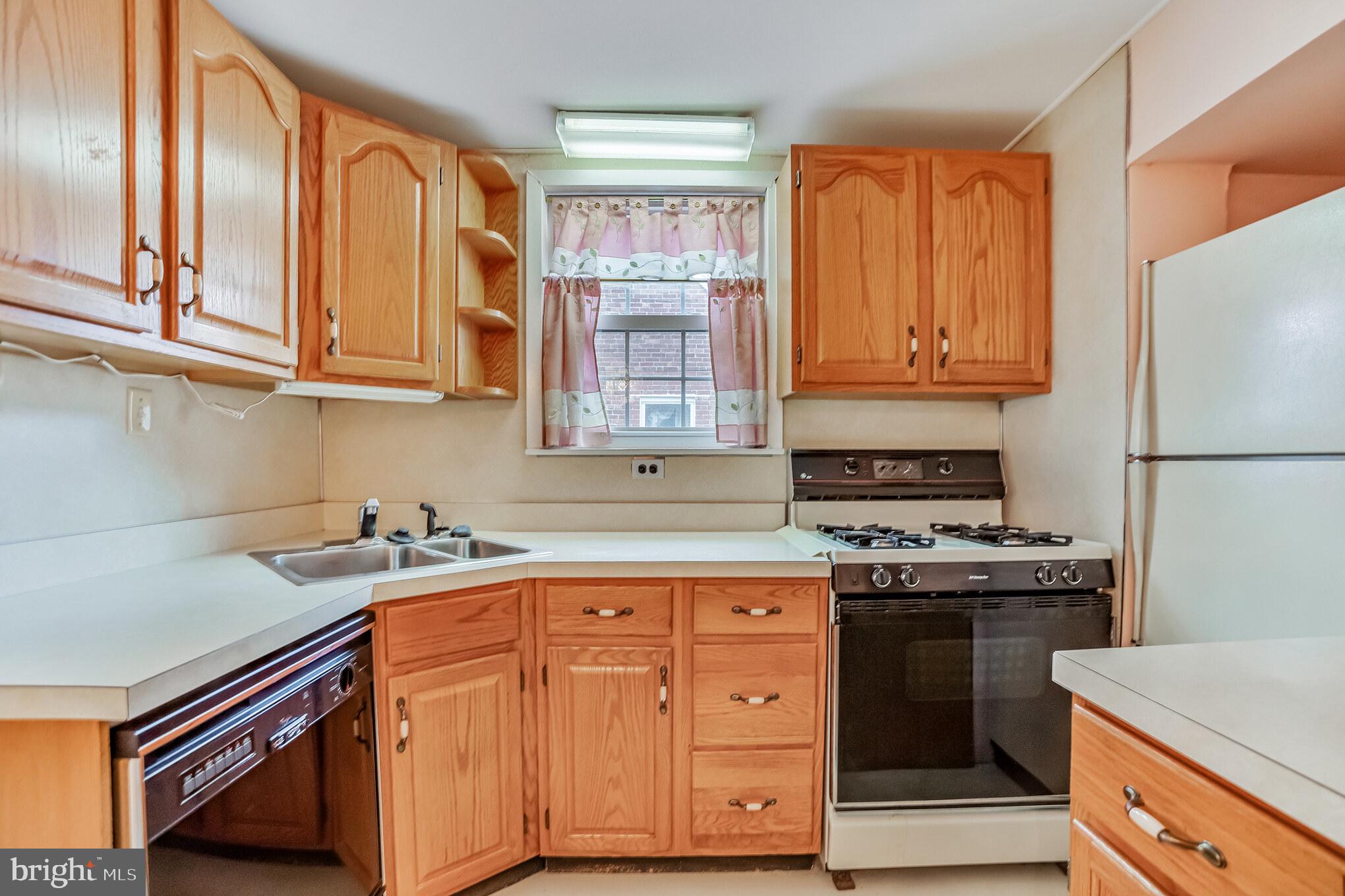 705 Braxton Road Ridley Park, PA 19078 - Photo 14 of 31 Gallery Image 14