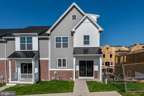 $3,200 | 434 Hurst Street, Bridgeport, PA 19405