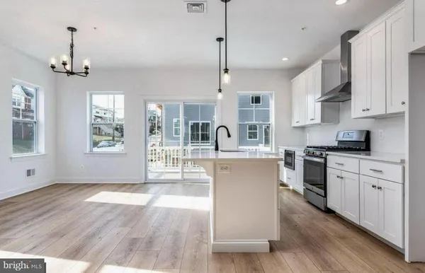 $3,200 | 434 Hurst Street, Bridgeport, PA 19405