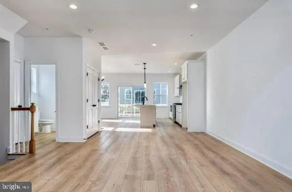 $3,200 | 434 Hurst Street, Bridgeport, PA 19405