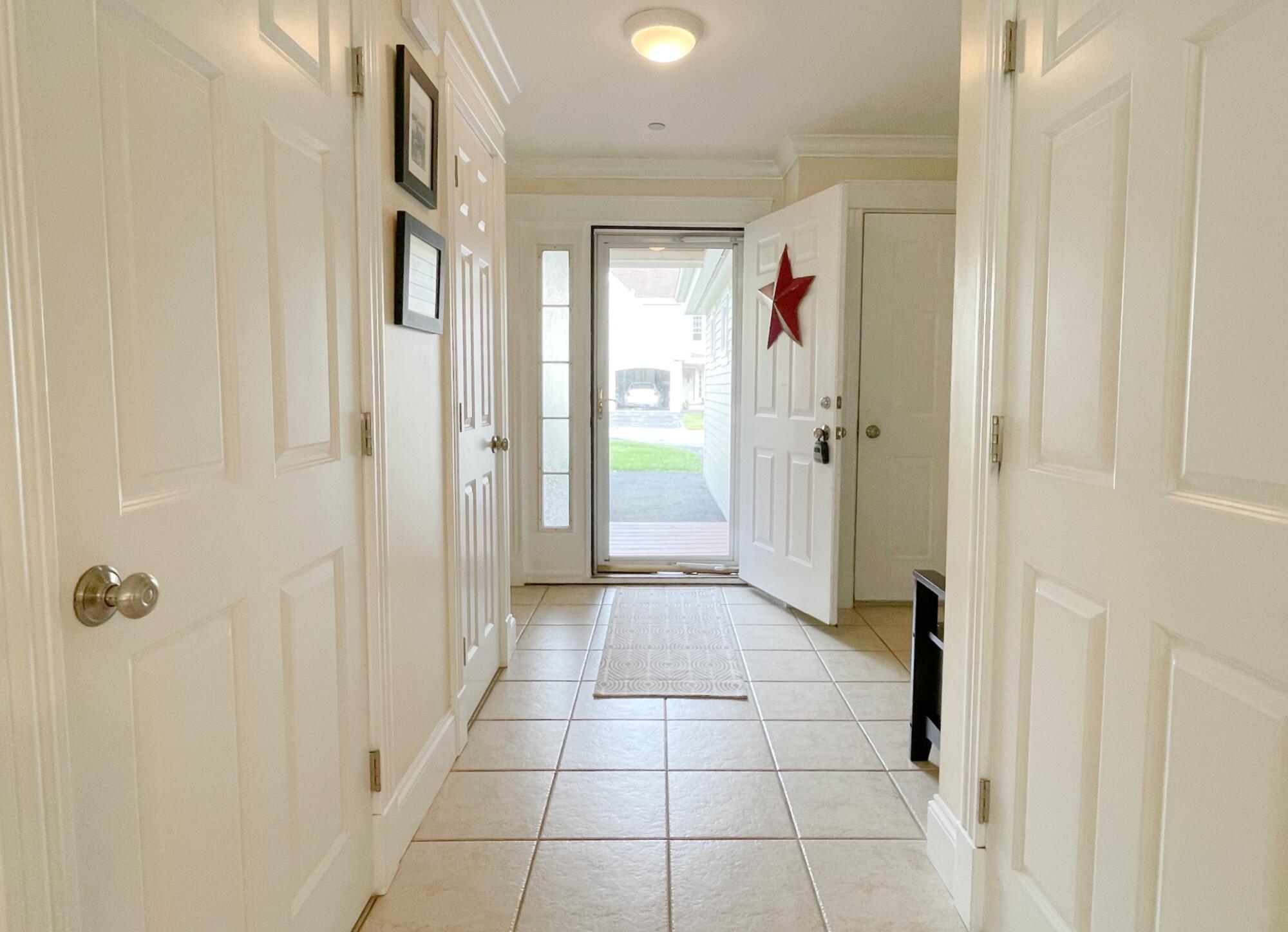181 Ridge Road, Unit 33 Portland, ME 04103 - Photo 10 of 45 Entry