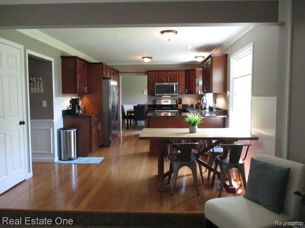 5350 North Georgetown Road Grand Blanc, MI 48439 - Photo 9 of 41 IMG_0127.JPG