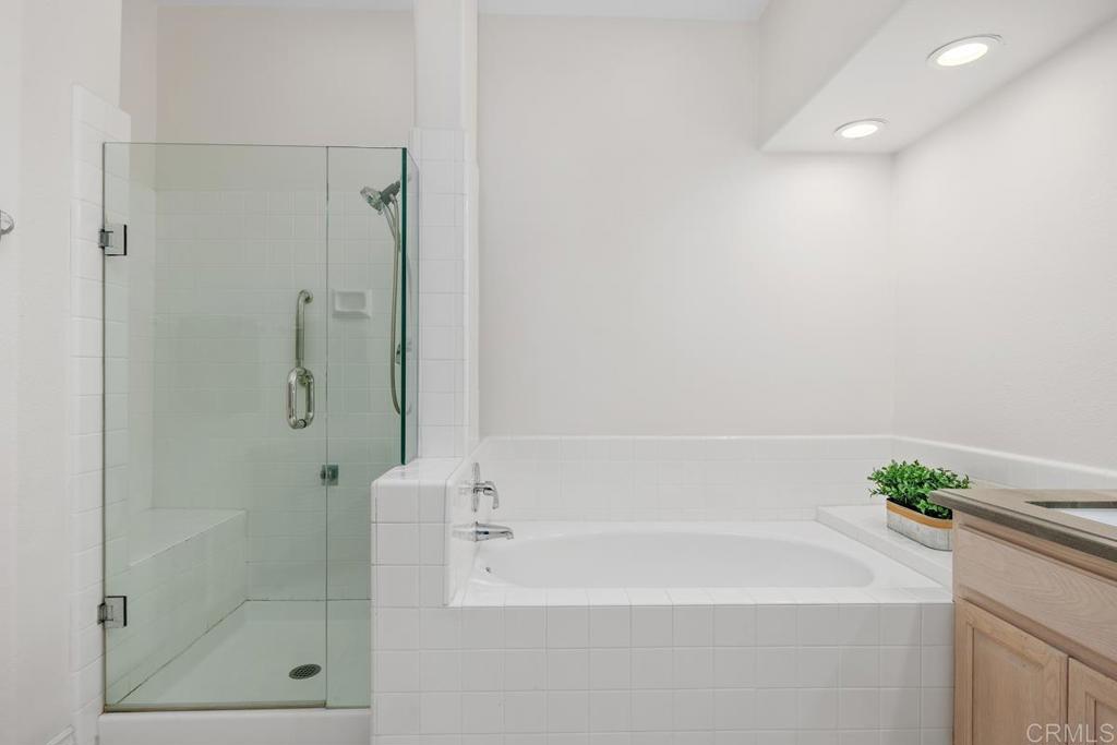 4976 Lamia Way Oceanside, CA 92056 - Photo 20 of 59